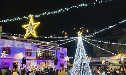Vallehermoso licita el alumbrado y la ornamentación navideña para llevar la campaña de Navidad a distintos espacios del municipio