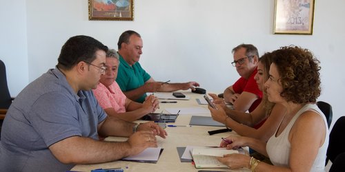 Los alcaldes y alcaldesas de La Gomera acuerdan impulsar actuaciones conjuntas para mejorar servicios esenciales y la planificación insular