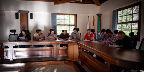 El Pleno de Vallehermoso aprueba la modificación de la ordenanza de ayudas al estudio