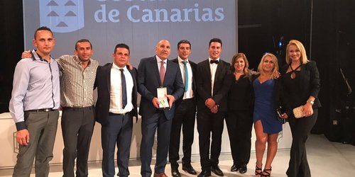 entrega-premio-guaraperos-1.jpeg