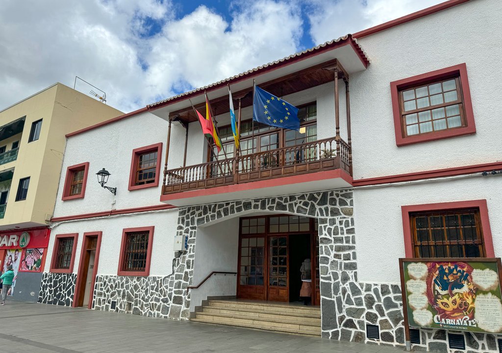 Fachada del Ayuntamiento de Vallehermoso