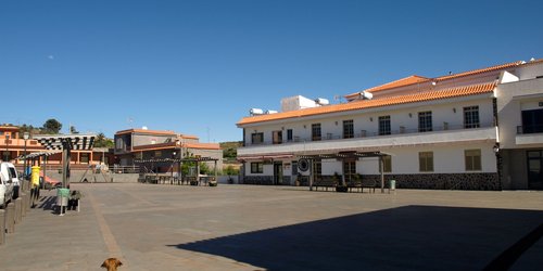 plaza-de-chipude.jpg